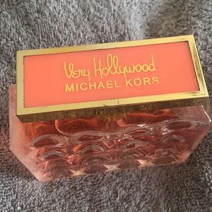 Michael Kors Very Hollywood